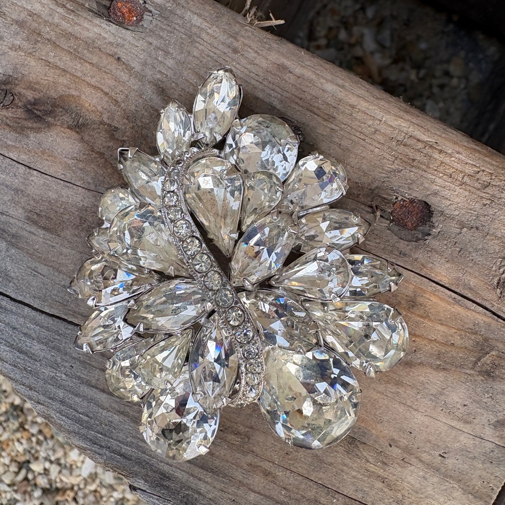 Signed Eisenberg Ice Rhinestone Brooch - Picture 6 of 10